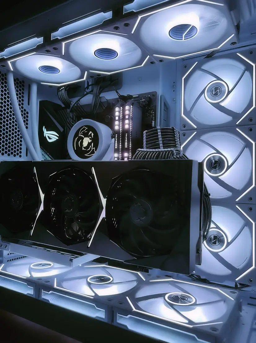 Informático El Vellón - Montaje Hardware Gaming PC Fractal AMD Intel Domicilio El Vellón